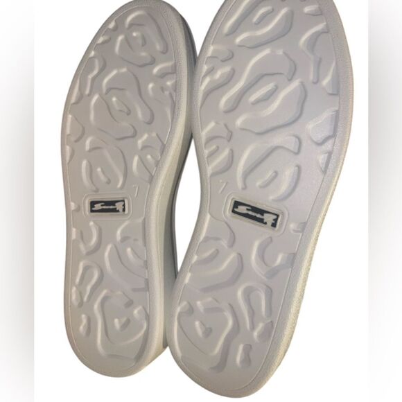 NWT women's Seven7 Miki low top platform sneakers size 7 - Picture 5 of 5